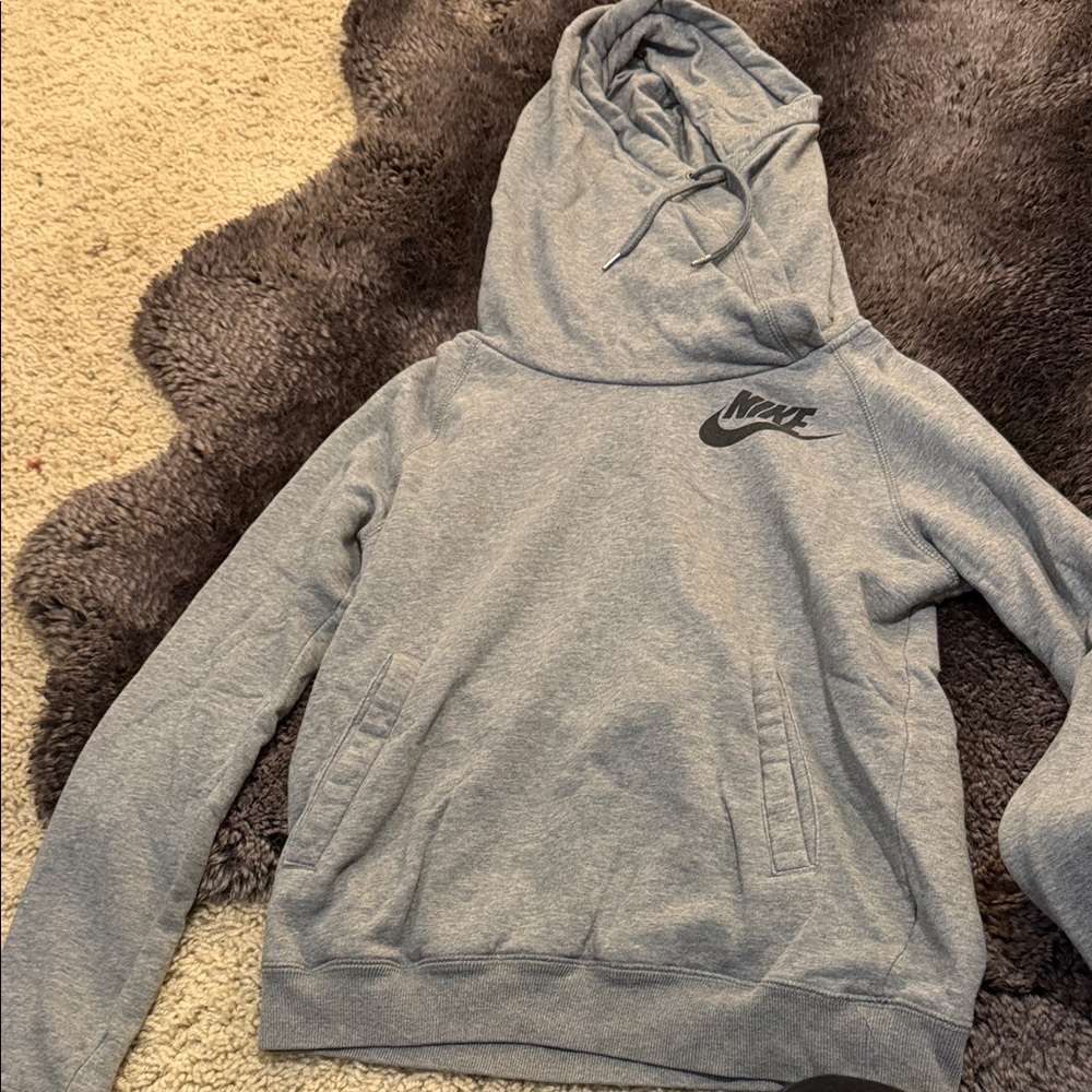 Nike Heather Gray Pullover Hoodie